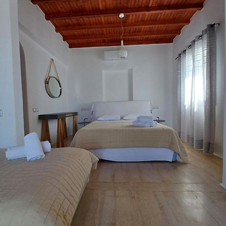 Manos Rooms Mykonos Town Eksteriør billede