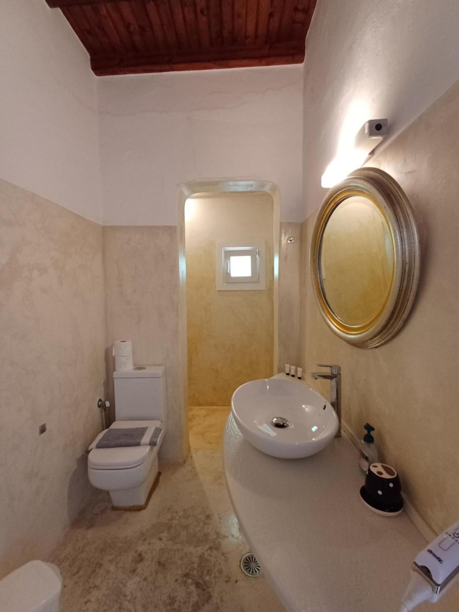 Manos Rooms Mykonos Town Eksteriør billede