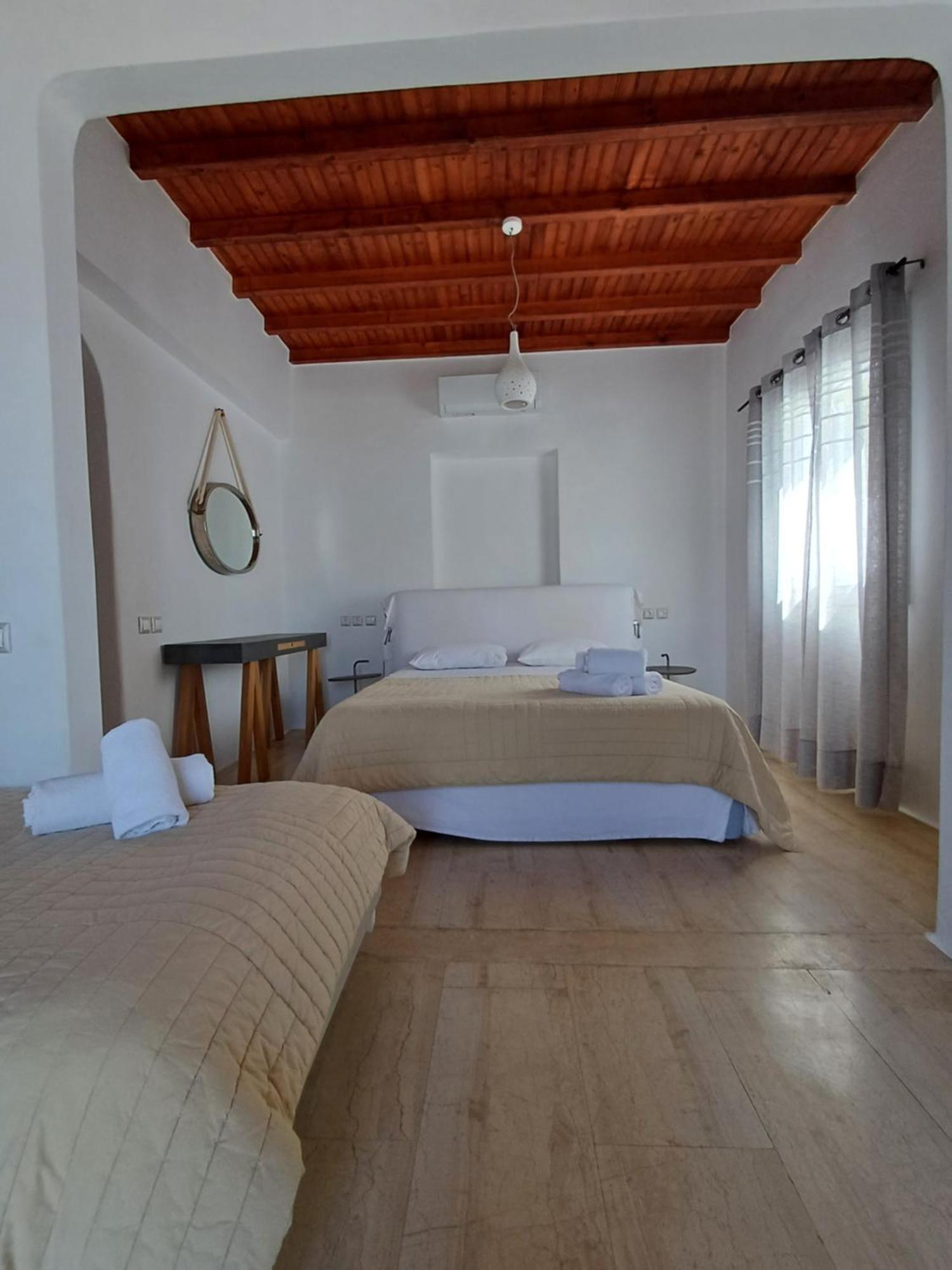 Manos Rooms Mykonos Town Eksteriør billede