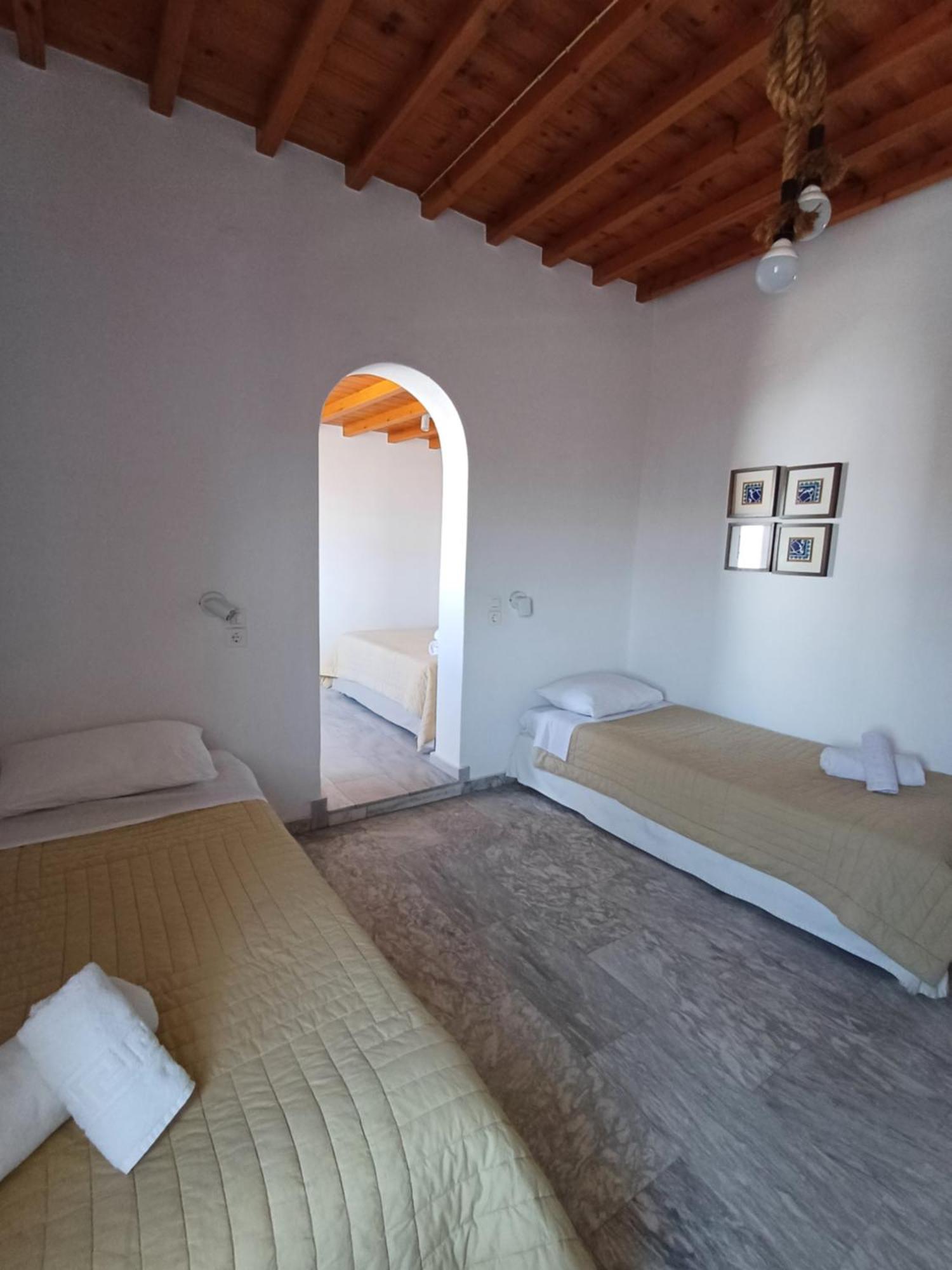 Manos Rooms Mykonos Town Eksteriør billede
