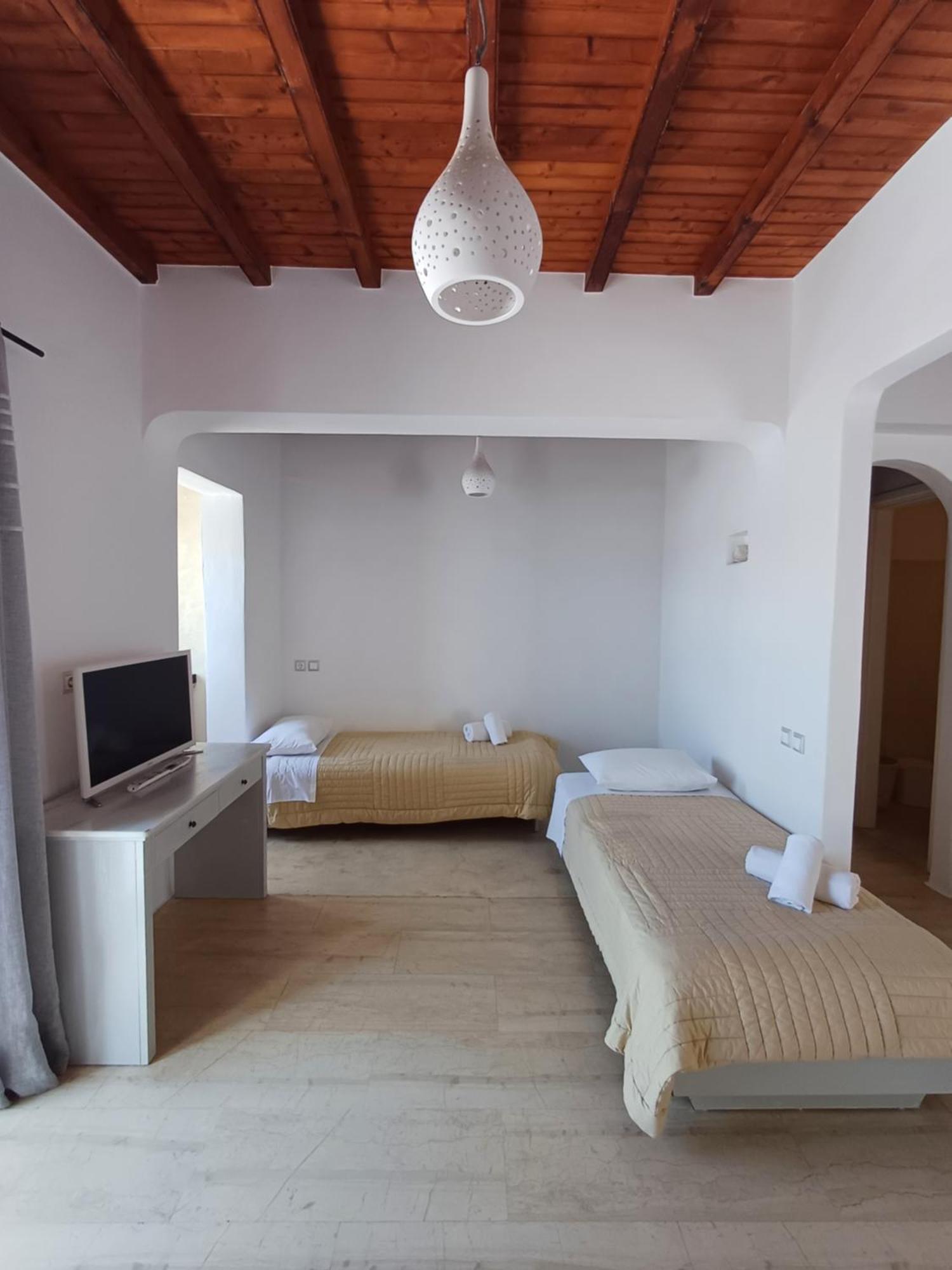 Manos Rooms Mykonos Town Eksteriør billede