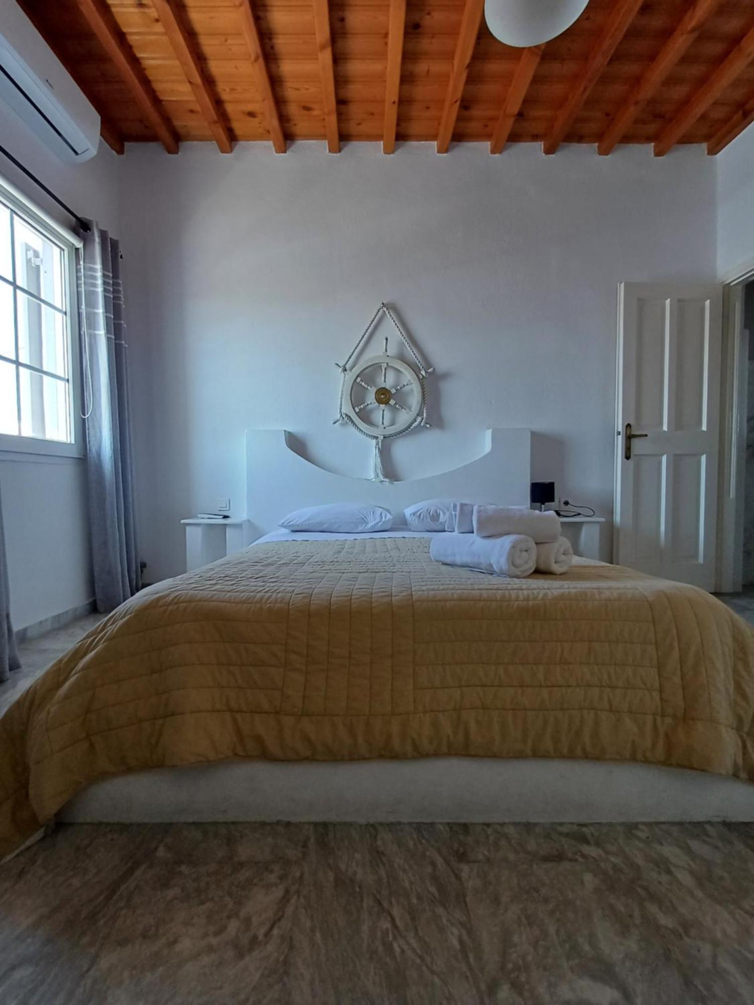 Manos Rooms Mykonos Town Eksteriør billede