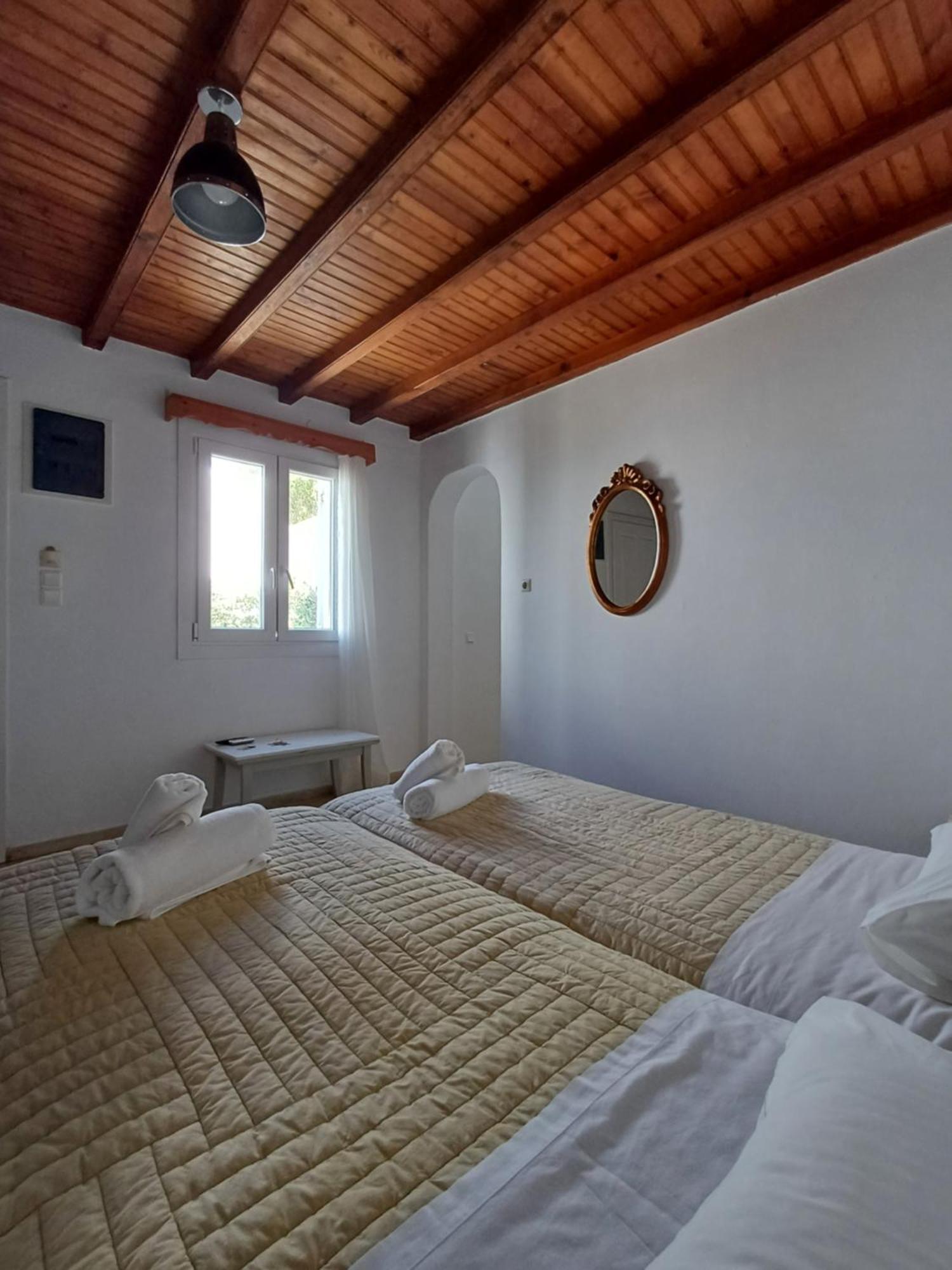 Manos Rooms Mykonos Town Eksteriør billede