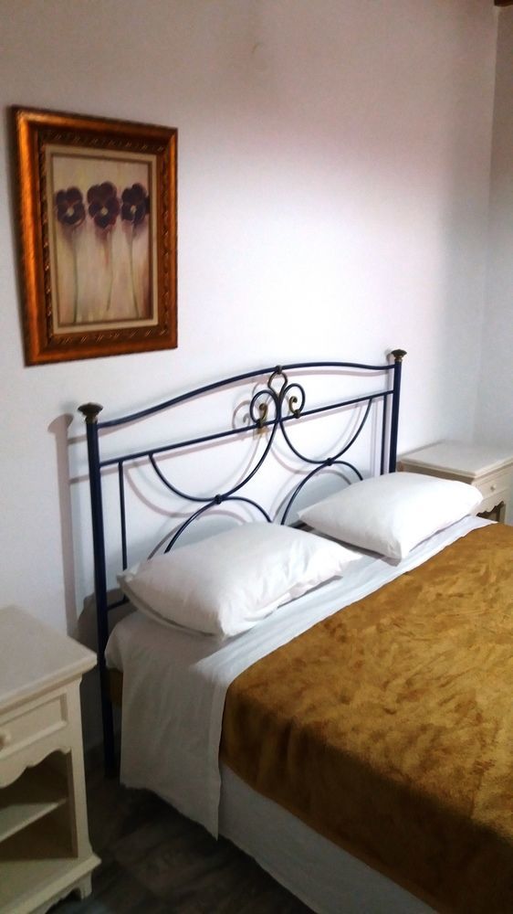 Manos Rooms Mykonos Town Eksteriør billede