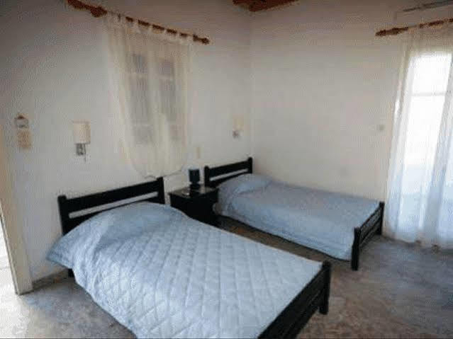 Manos Rooms Mykonos Town Eksteriør billede
